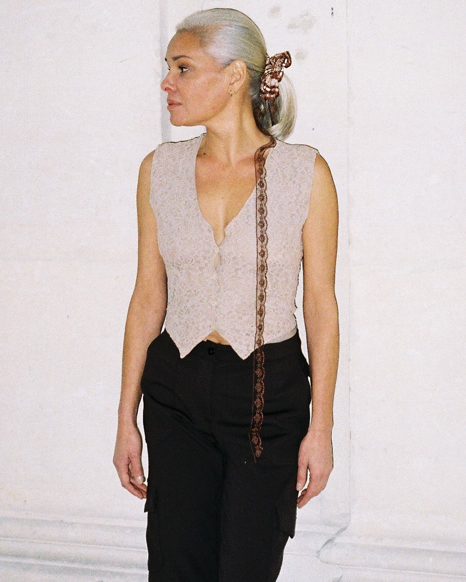 Merrma Lace Ribbon Scrunchie in Brown and Cream