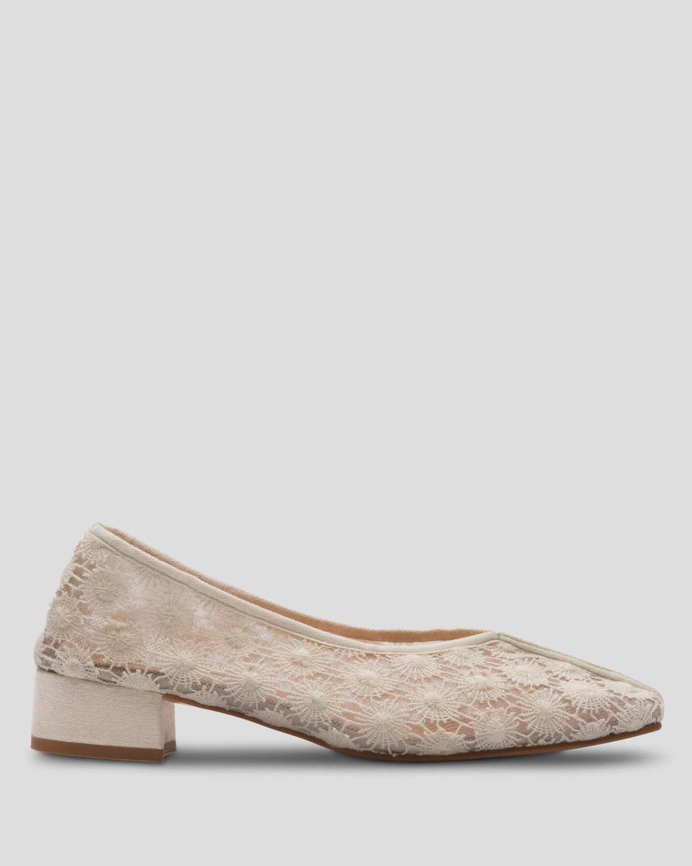 About Arianne Embroidered Gina Pump 