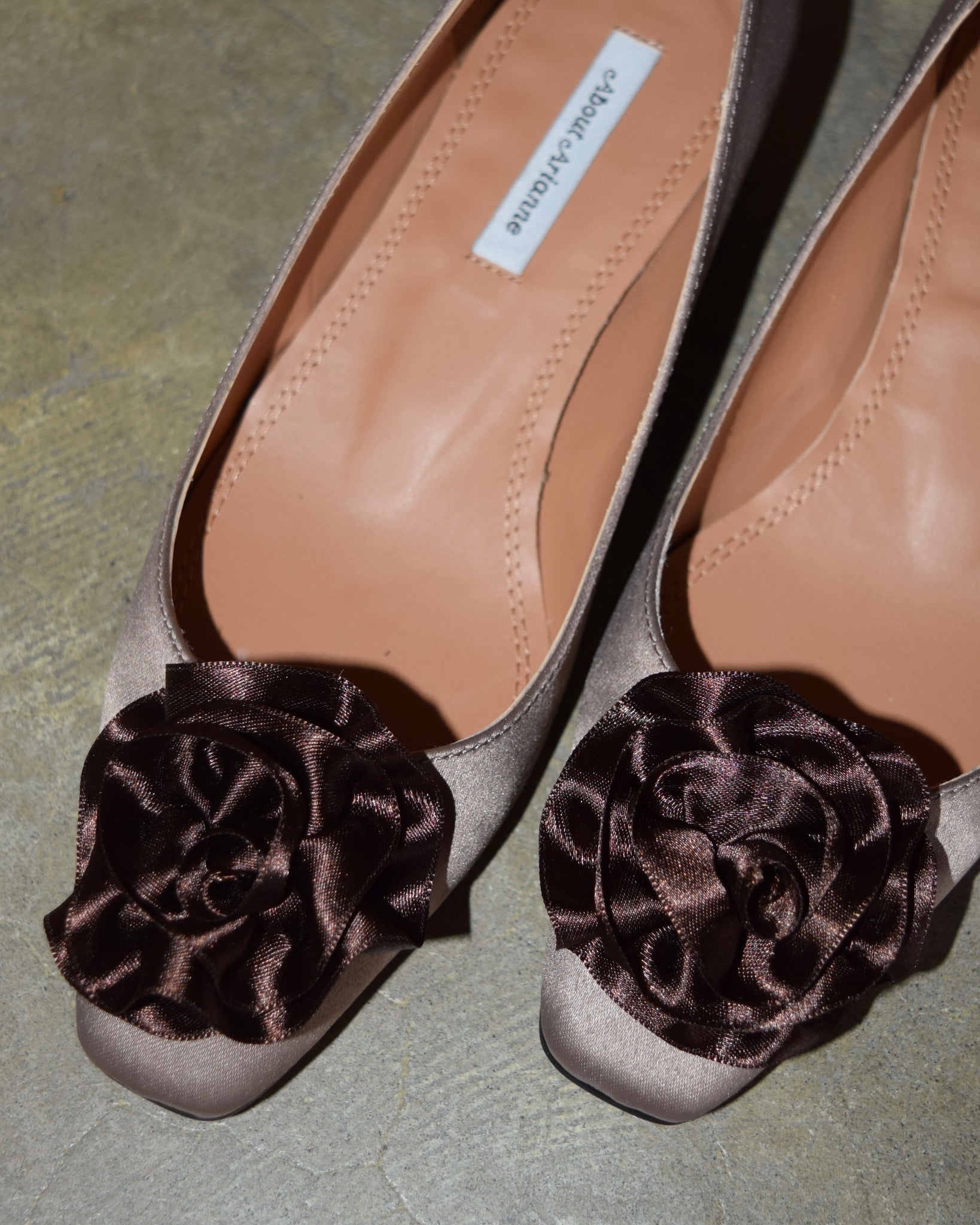About Arianne Mina Fancy Pump in Satin Taupe