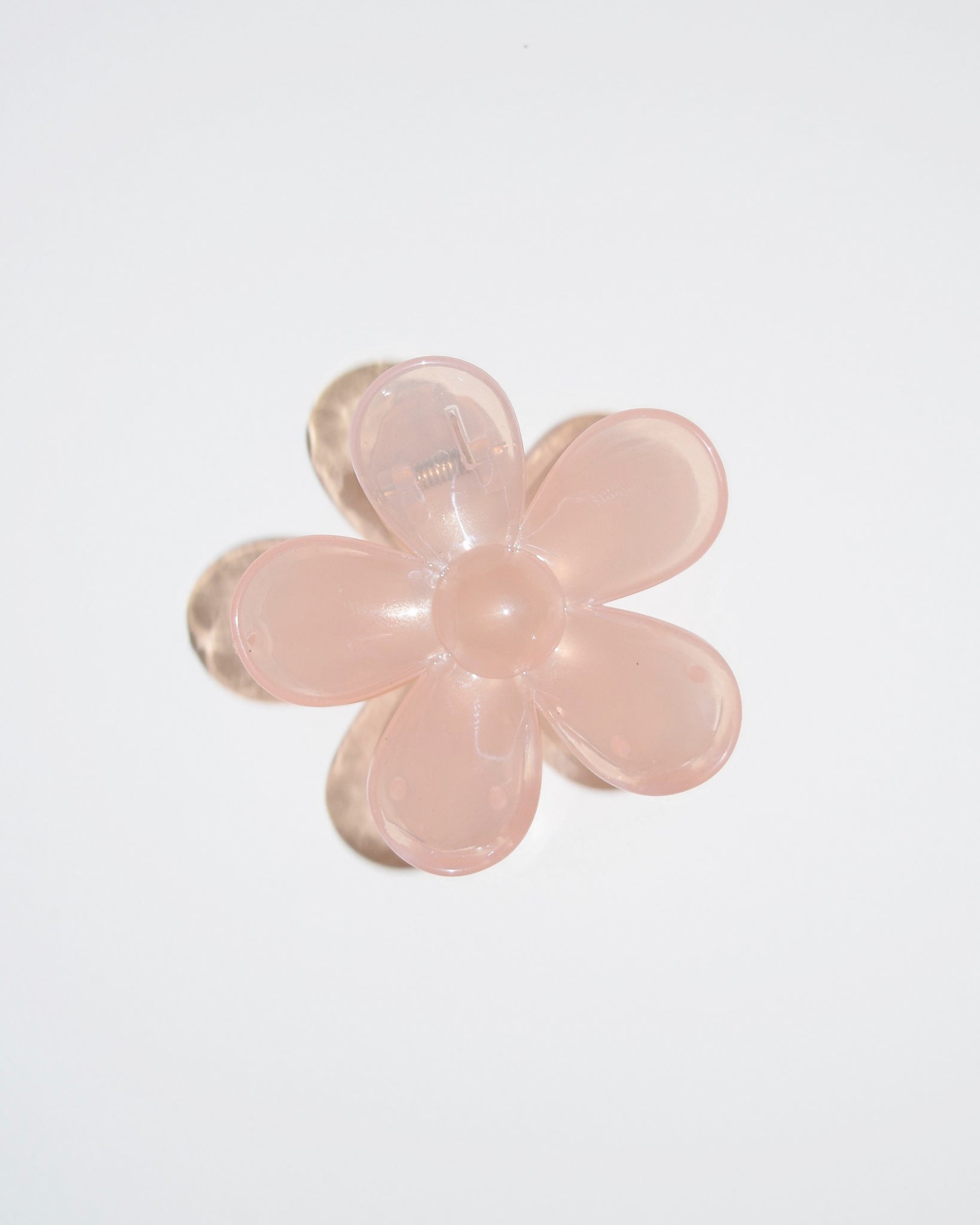 Flower Hair Clip in Light Pink 