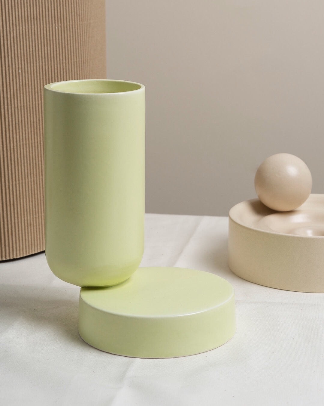 Los Objetos Decorativos Duo Vase in Lime