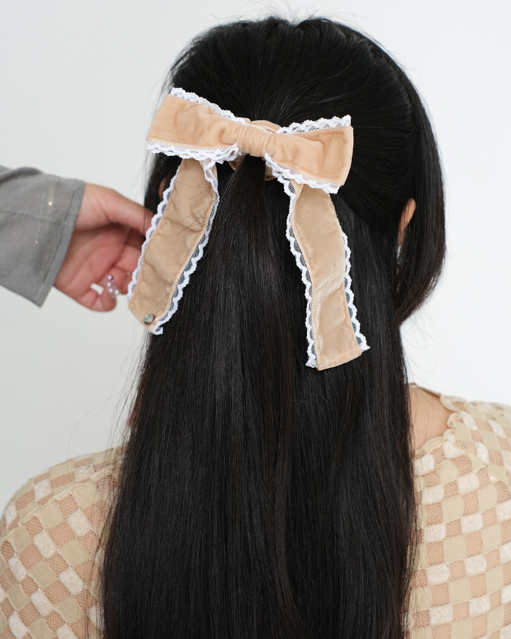 Merrma velvet bow scrunchie with lace trim in sand and white