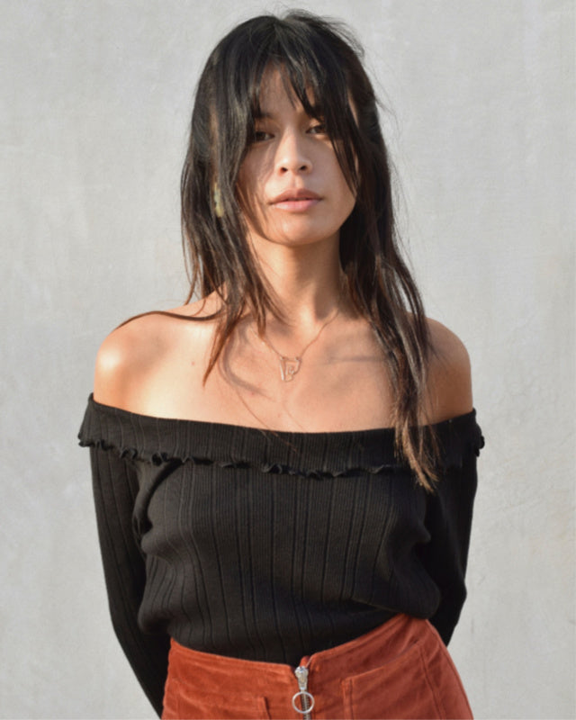 Side Party FUGGIAMO Celia Black Ribbed Off the Shoulder Top