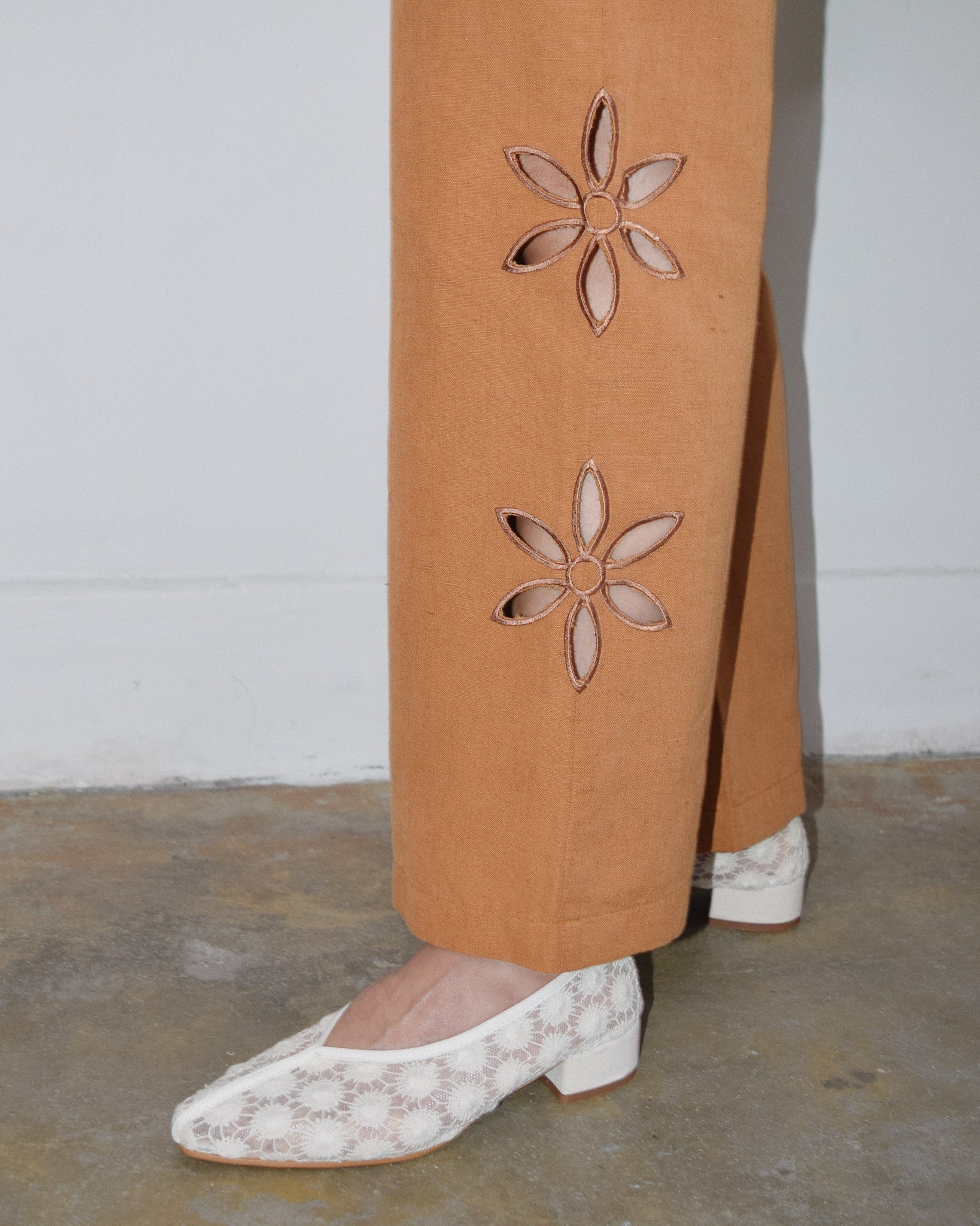 Tach Jorgelina Floral Cutout Pant in Brick Linen