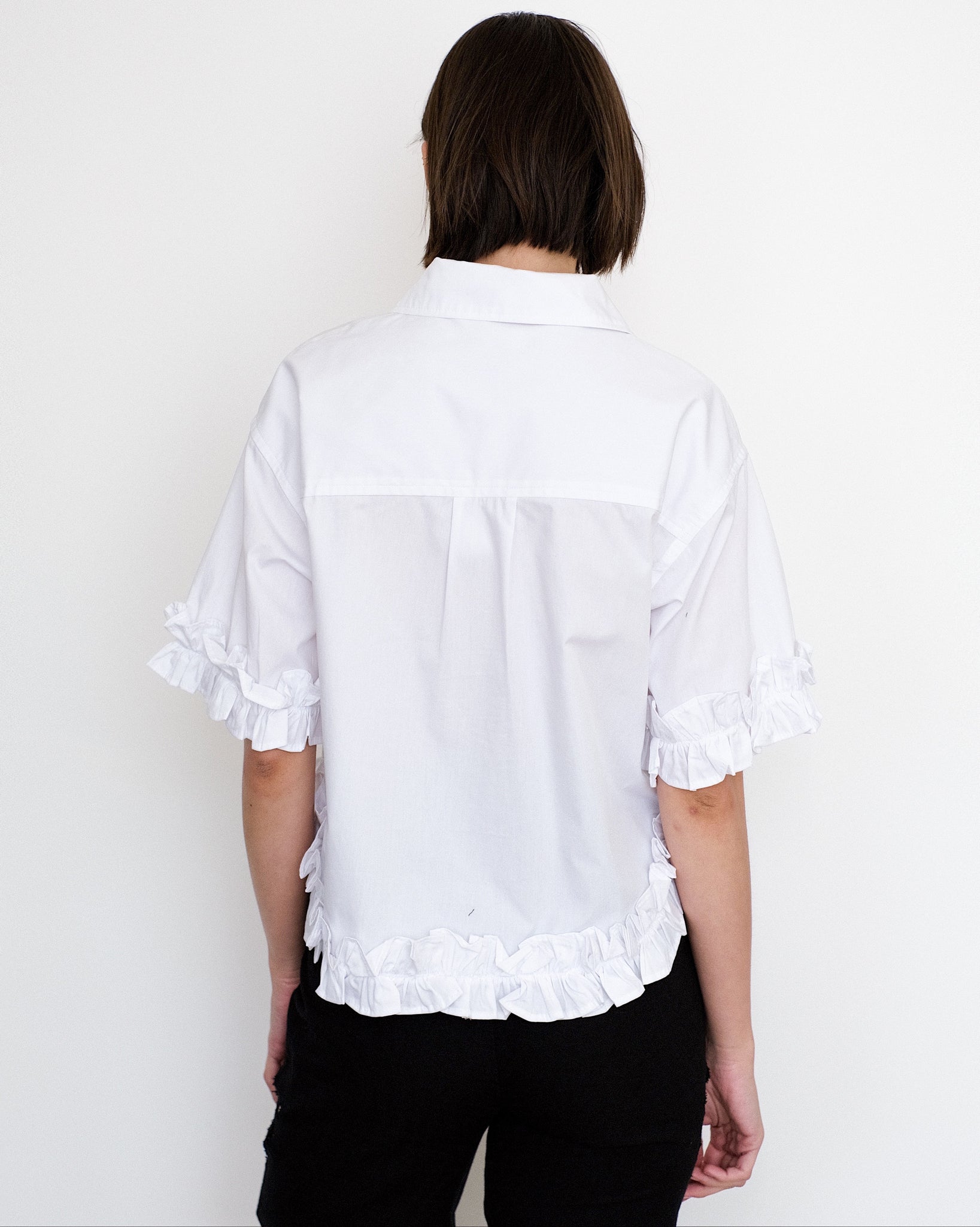 Toit Voilant crop button down Maddie Top in White