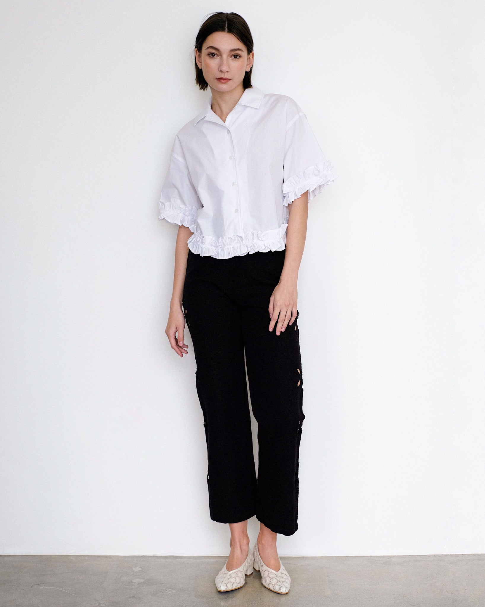 Toit Voilant crop button down Maddie Top in White